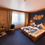 Hotel Guelser Weinstube